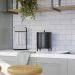 Kit Lixeira Tampa 6L Kalli e Porta Toalha Isla Para Pia Bancada Lavabo Aço D01 Preto - Lyam Decor