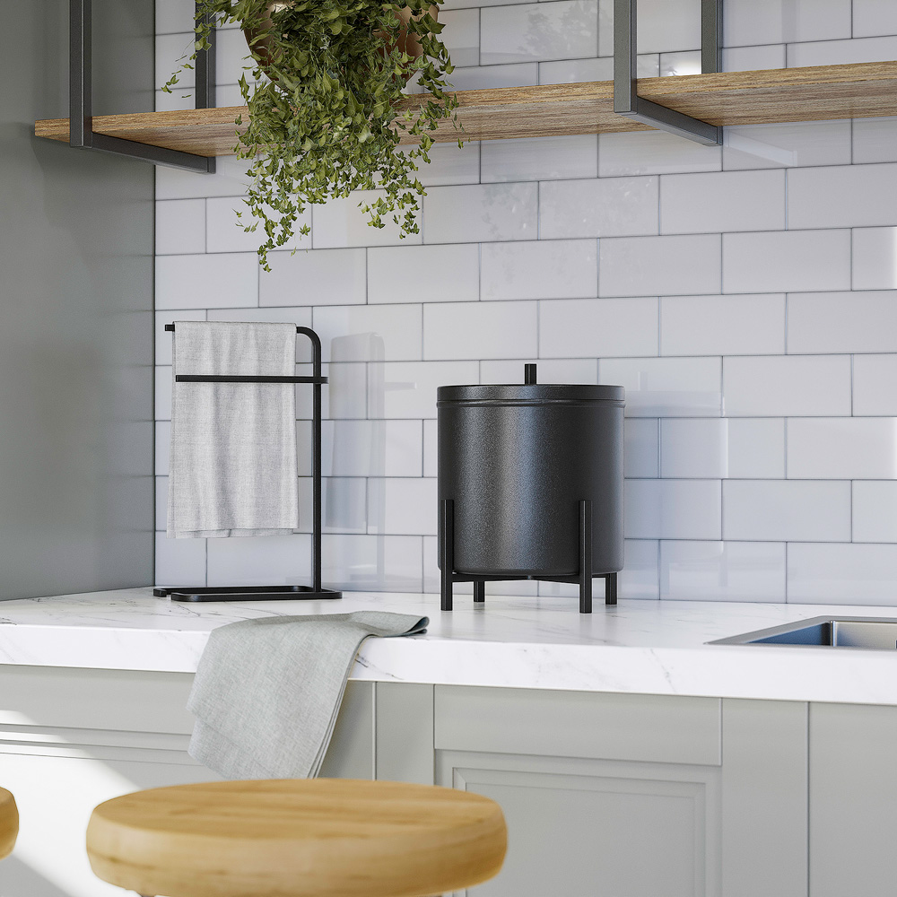 Kit Lixeira Tampa 6L Kalli e Porta Toalha Isla Para Pia Bancada Lavabo Aço D01 Preto - Lyam Decor