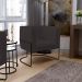 Poltrona Decorativa Fixa Base De Aço Preto Betina D02 Corano Marrom B-98 - Lyam Decor