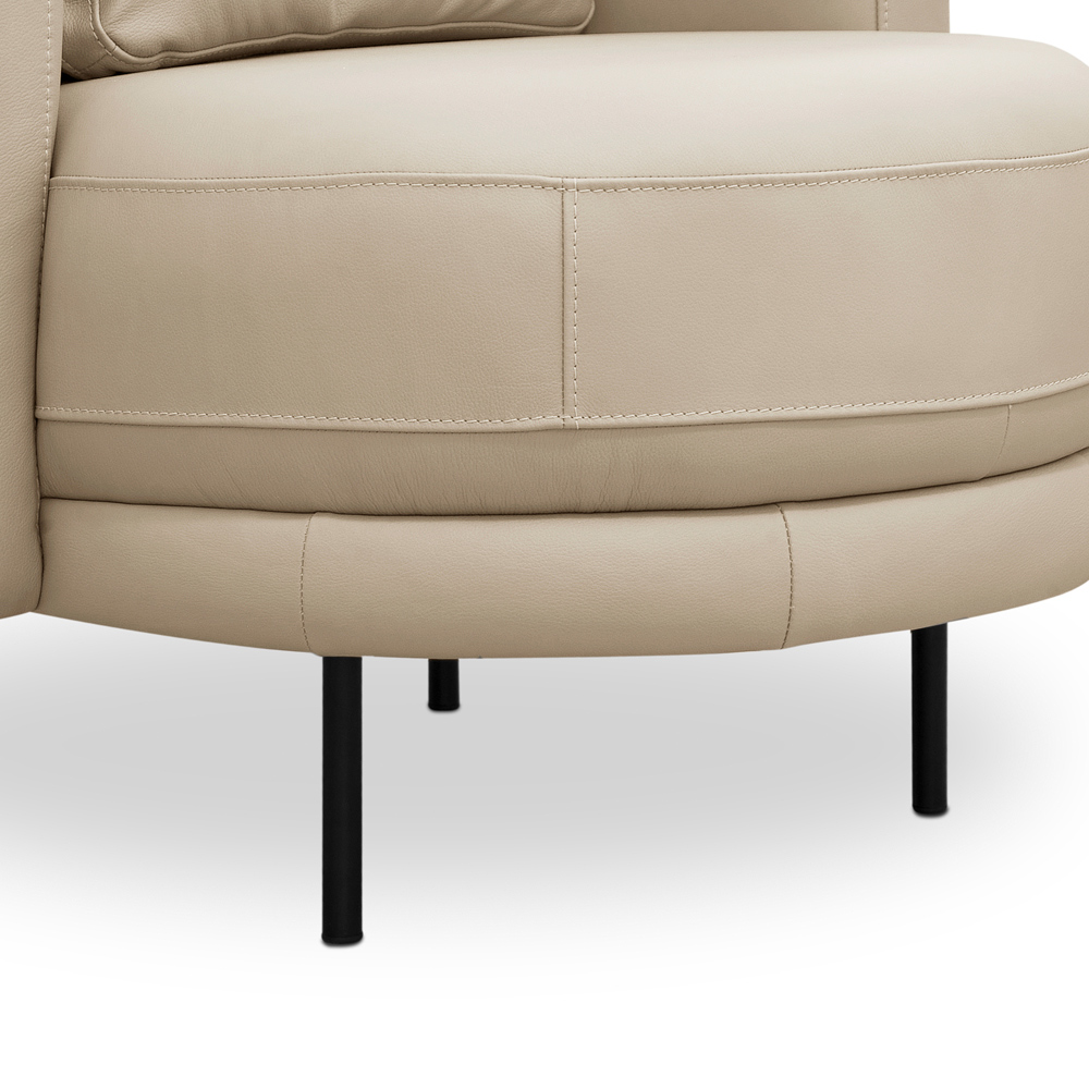 Poltrona Decorativa Orgânica Para Sala de Estar Living Belfort L06 Couro Bege - Lyam Decor