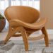 Poltrona Decorativa Orgânica Sala Living Kadosh L02 Couríssimo Canela - Lyam Decor