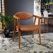 Poltrona Decorativa Para Sala de Estar Cecília L02 Couríssimo Camel - Lyam Decor
