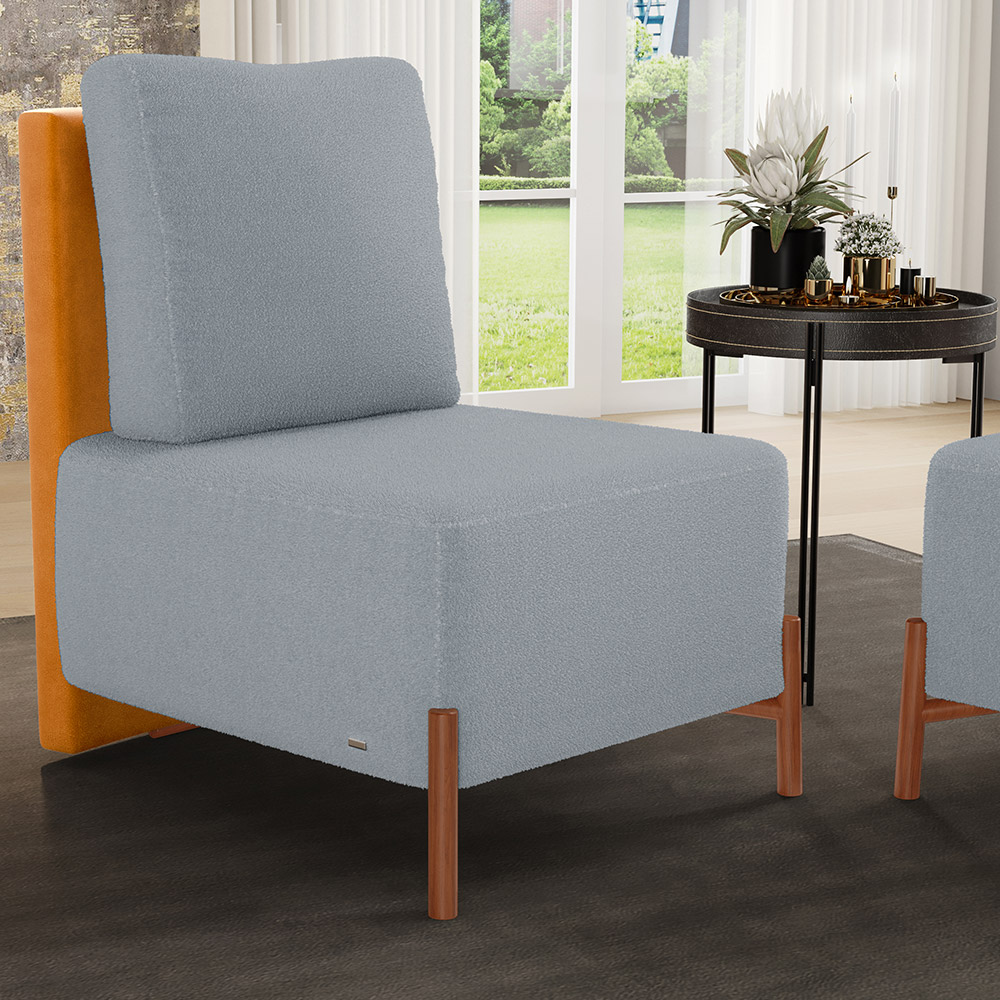 Poltrona Decorativa Sala Estar Living Pés Madeira Hungria L02 Couríssimo Whisky Bouclê Cinza - Lyam