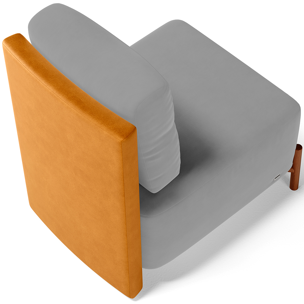 Poltrona Decorativa Sala Estar Living Pés Madeira Hungria L02 Couríssimo Whisky Suede Cinza - Lyam