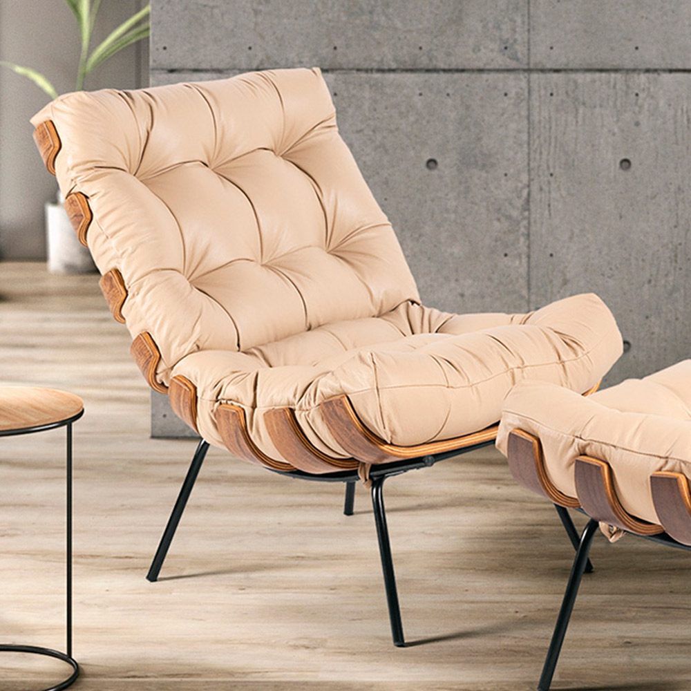 Poltrona Decorativa Sala de Estar Costela L04 Couro Bege - Lyam Decor