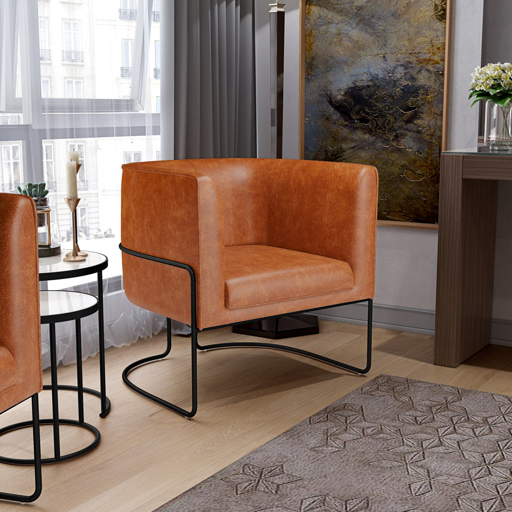 Poltrona Para Sala De Estar Decorativa Fixa Base Aço Preto Betina D02 Couríssimo Camel - Lyam
