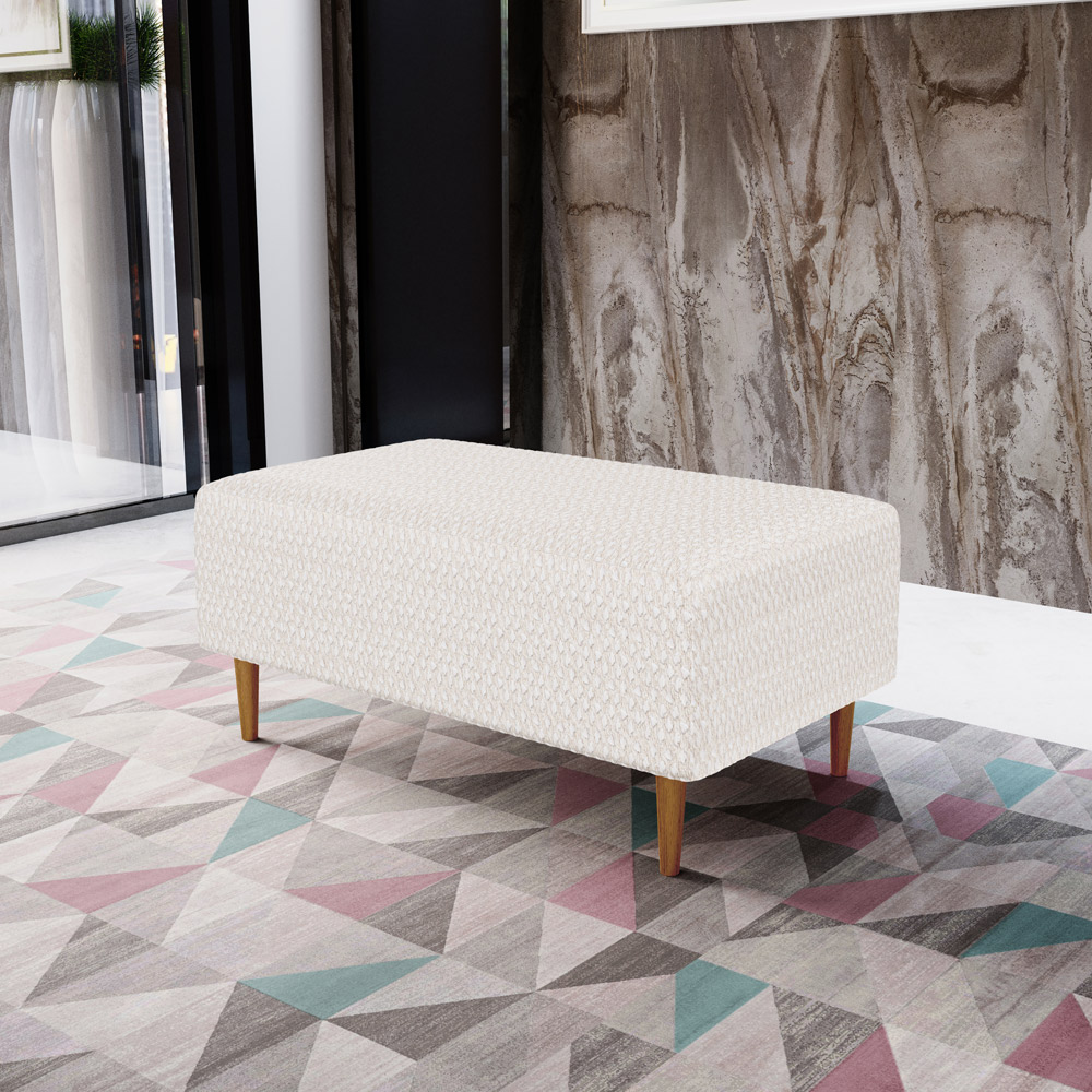 Puff Decorativo Para Sala de Estar Cléo Pés Palito 90 cm W01 Bouclê Cru - Lyam