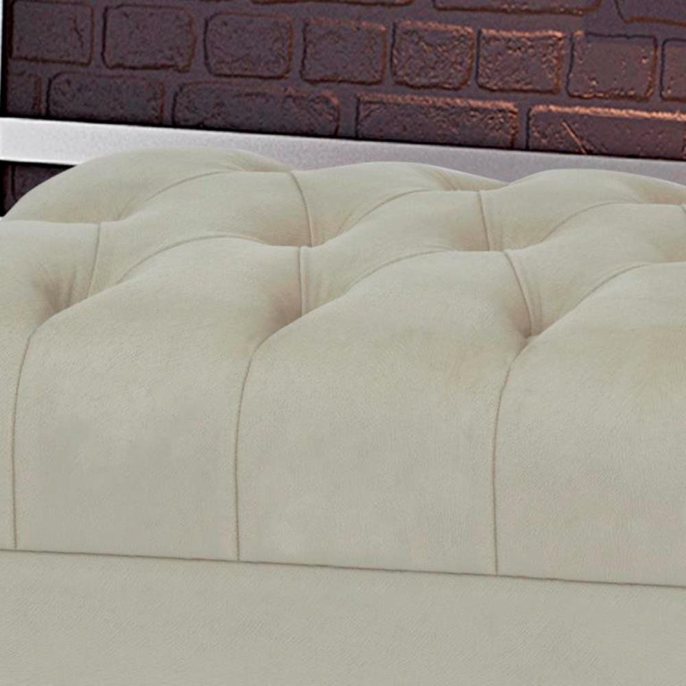 Puff París Luis Xv L02 Capitone Suede Bege Pés Madeira - Lyam Decor