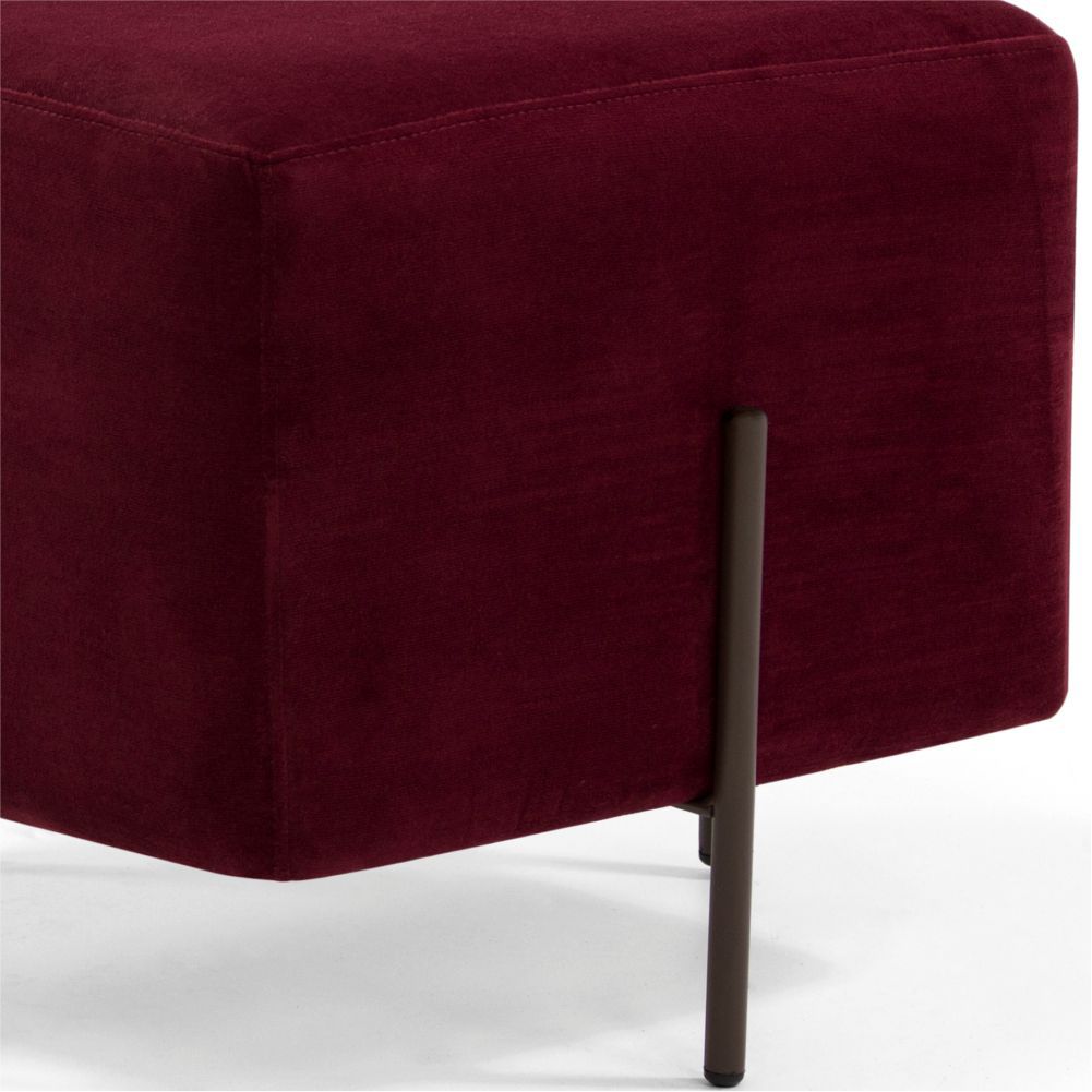 Puff Quadrado Decorativo Status D02 Pés de Aço Veludo Marsala C-278 - Lyam Decor