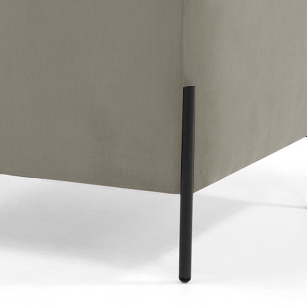 Puff Retangular Decorativo Status 60x45 D02 Pés de Aço Veludo Bege C-309 - Lyam Decor