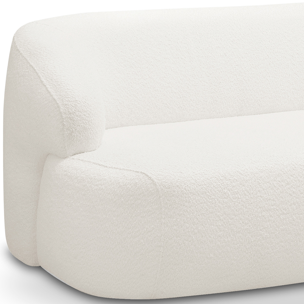 Sofá 2 Lugares Curvo Orgânico Para Sala Living 150cm Barolo L06 Bouclê Branco - Lyam Decor