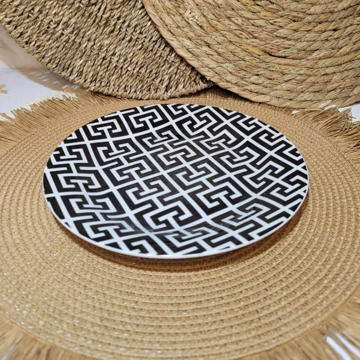 12 Pratos Sobremesa Raso Porcelana 19,5cm Egypt Lyor Decorado Preto e Branco