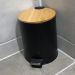 2 Lixeiras Redondas de Metal com Pedal 5L Tampa de Bambu Lyor Preta e Branca Balde Banheiro