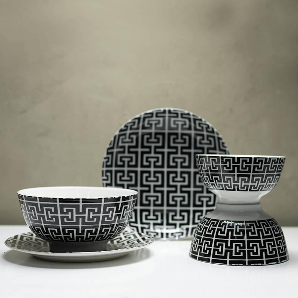 Prato de Sobremesa em Porcelana Egypt Lyor 19,5cm Raso Preto