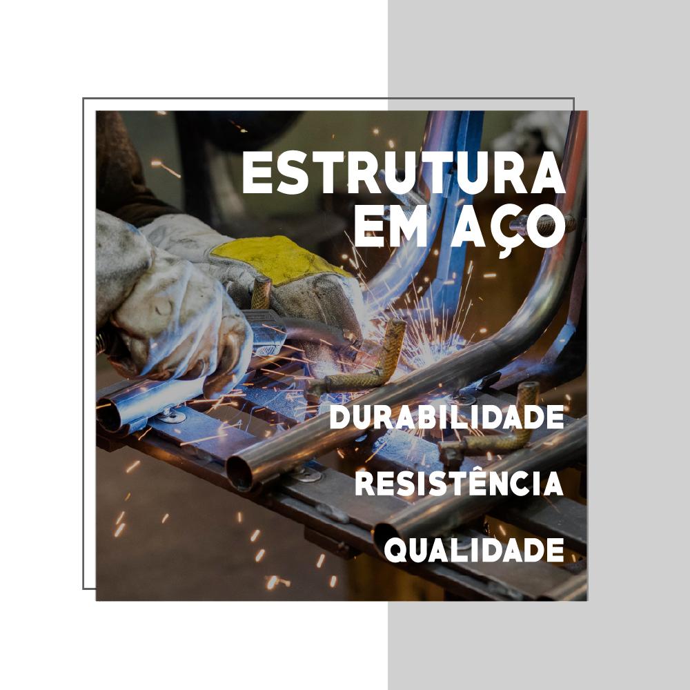 Escrivaninha Madeirada e Tubos Pretos Carraro