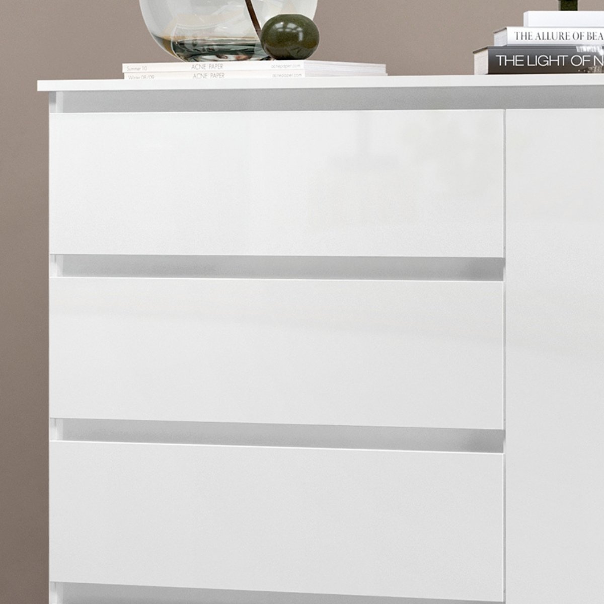 Cômoda para Quarto com 4 Gavetas e Armário - Vega Branco