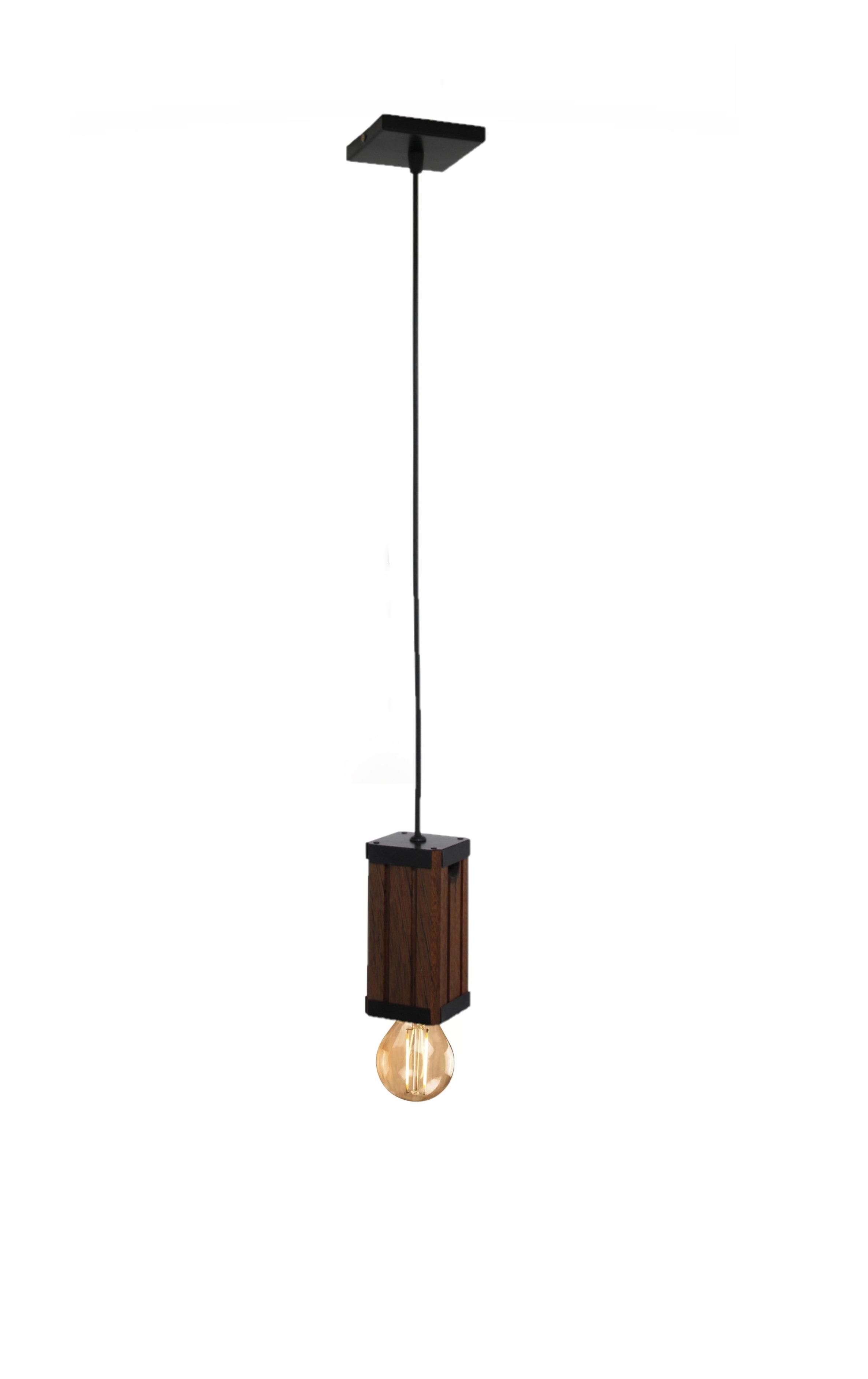 Pendente Vertical Madeira Capella Cabo Pp e Lâmpada 4w Âmbar