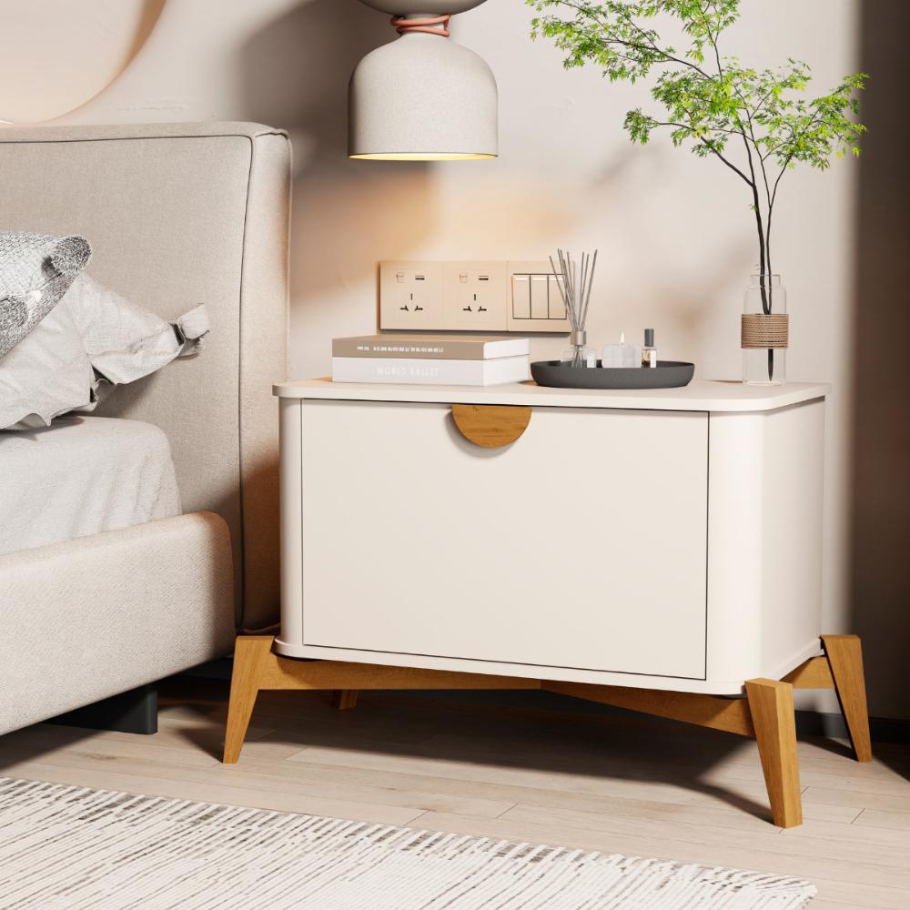Mesa Auxiliar de Cabeceira Juazeiro Off White