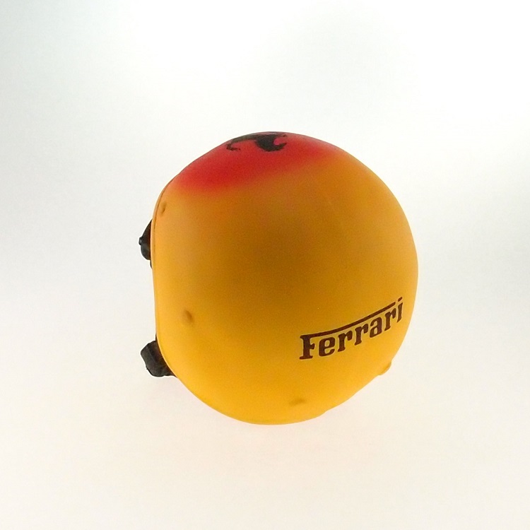 Caveira Decorativa Resina Boné Ferrari Cor Laranja 14X16X14cm