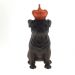 Enfeite Decorativo Cachorro Coroa Laranja Resina Preto 28x12