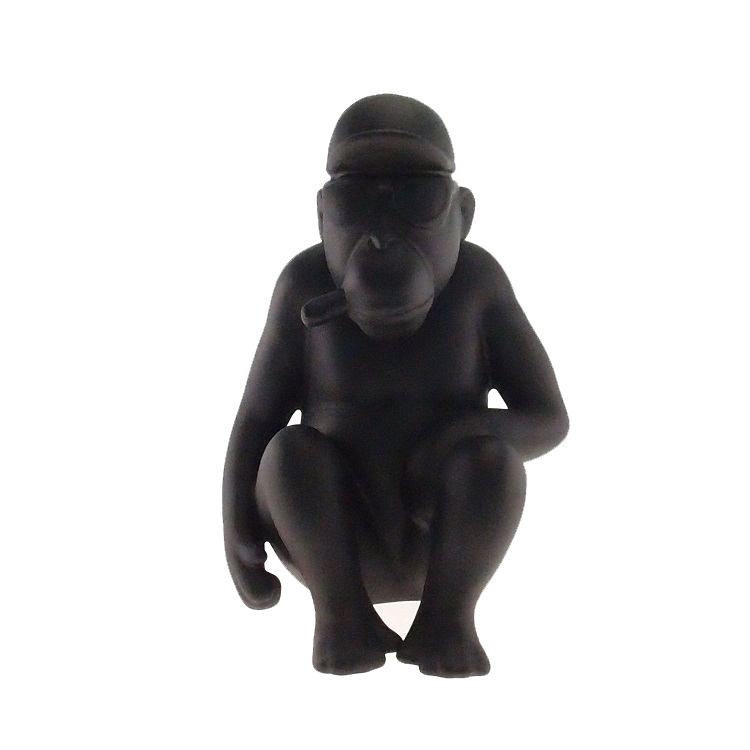 Macaco Decorativo Cerâmica Sentado Tabaco Preto 22x13x14cm