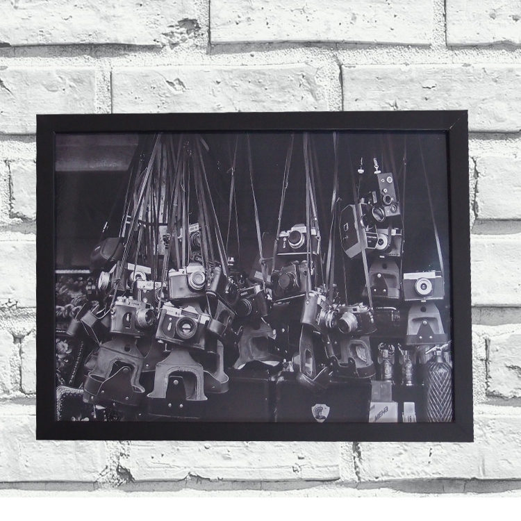 Quadro Decorativo Metal Câmera Fotos Antigas Preto 29x41x2cm
