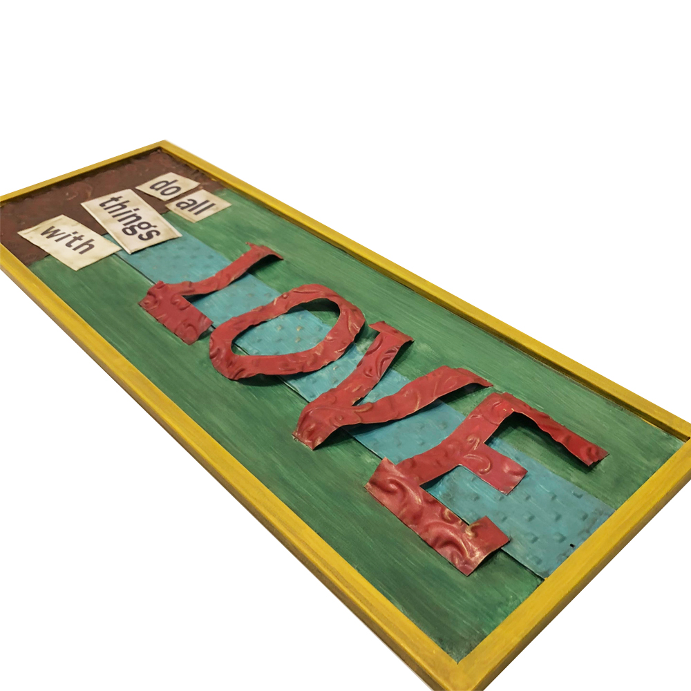 Quadro Metal Efeito Colagem Love Amarelo Quadrado 21x56x2cm
