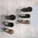8 Mini Adega de Parede Suportes para 3 Garrafas de Vinho cada Aramado Masutti Cube Carbono