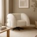 Poltrona Decorativa Giratória Micheli Organica Boucle Bege  - Montanaris Decor