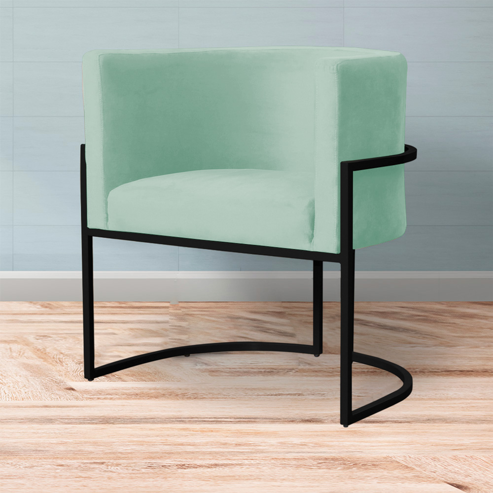 Poltrona Decorativa Sala de Estar Luana Base Preta Veludo Acqua - Montanaris Decor
