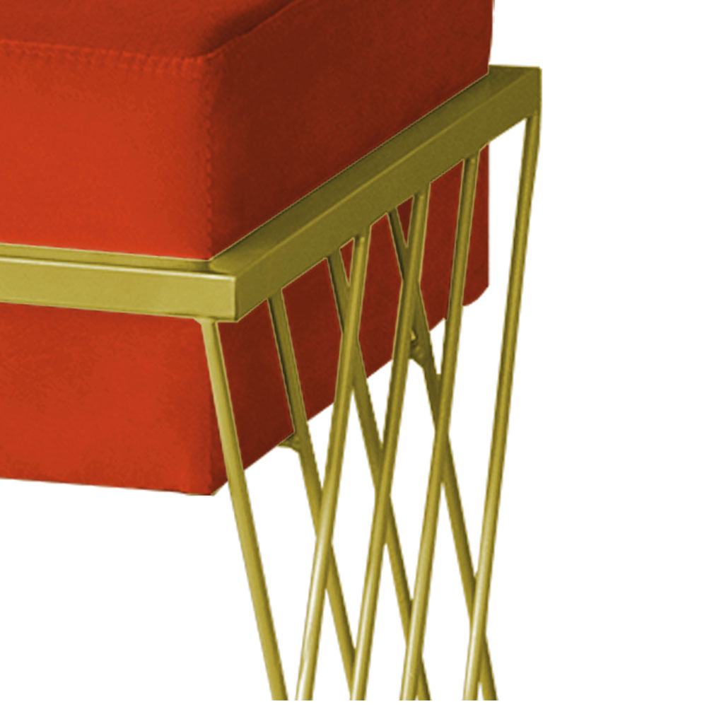 Puff Decorativo Tróia Base Gold Veludo Terracota - Montanaris Decor