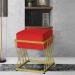 Puff Decorativo Tróia Base Gold Veludo Vermelho - Montanaris Decor
