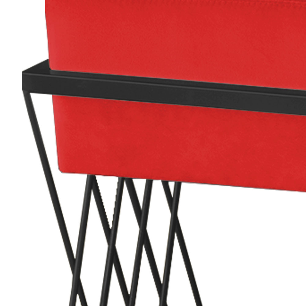 Puff Decorativo Tróia Base Preta Veludo Vermelho - Montanaris Decor