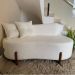 Sofá Orgânico 2 Lugares C/2 Almofadas Curvo Sala Recepção Luna Boucle Branco - Montanaris Decor