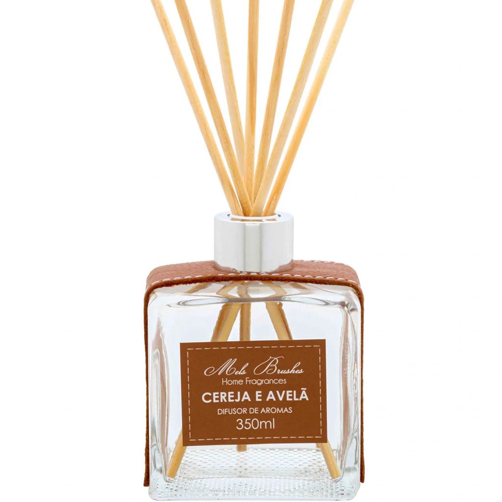 Difusor de Aromas Luxo em Couro Mels Brushes 350mL Cereja e Avelã
