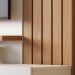 Painel Home Suspenso Para TV 70 Polegadas Juriti Off White Matte Freijo CLB