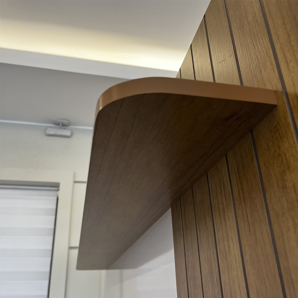 Painel TV 72 Pol 160 cm Carrinho Bar E Mesa De Centro Cinamomo Off White ARLY
