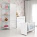 Conjunto Infantil Aurora Branco: Berço Aurora + Kit Rodízios + Cômoda Aurora + Guarda-Roupa Aurora
