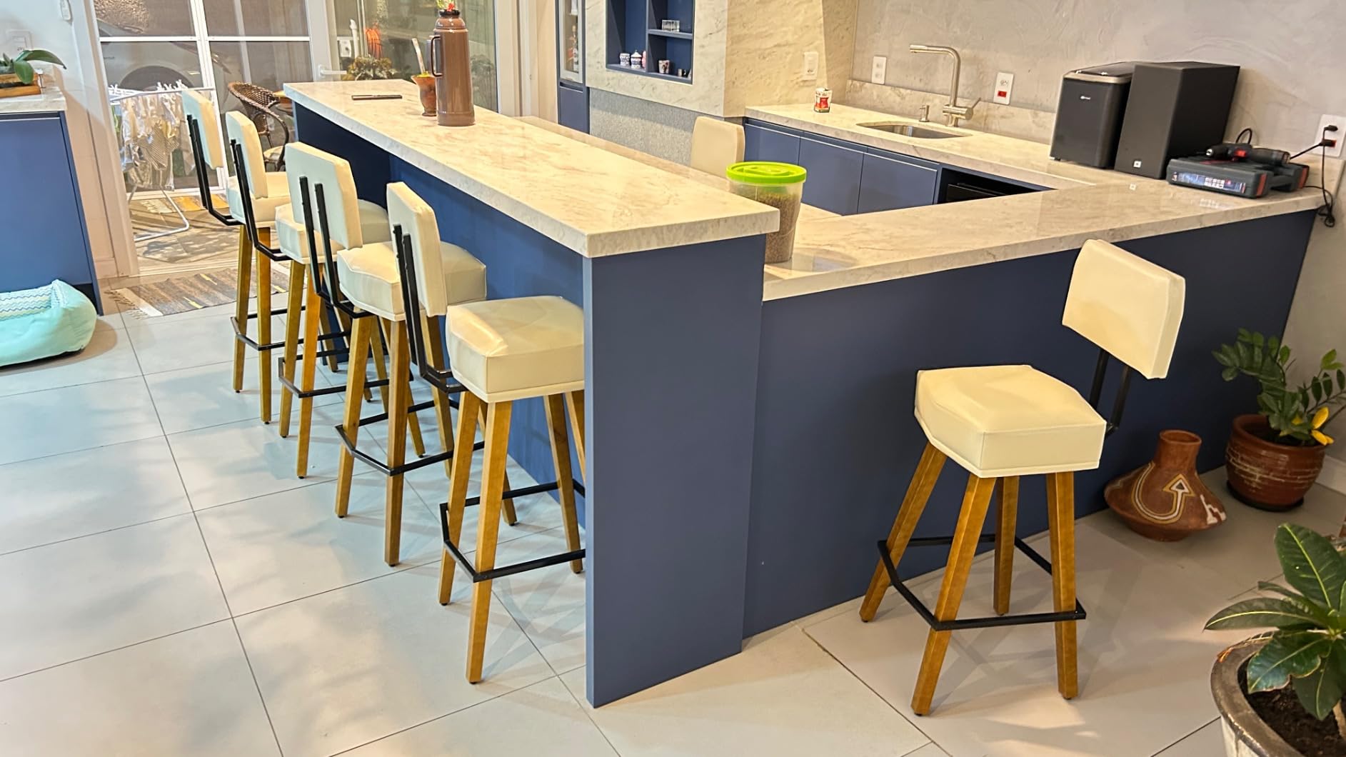 Banqueta Alta com Encosto para Balcão Gourmet MOBLAN decor