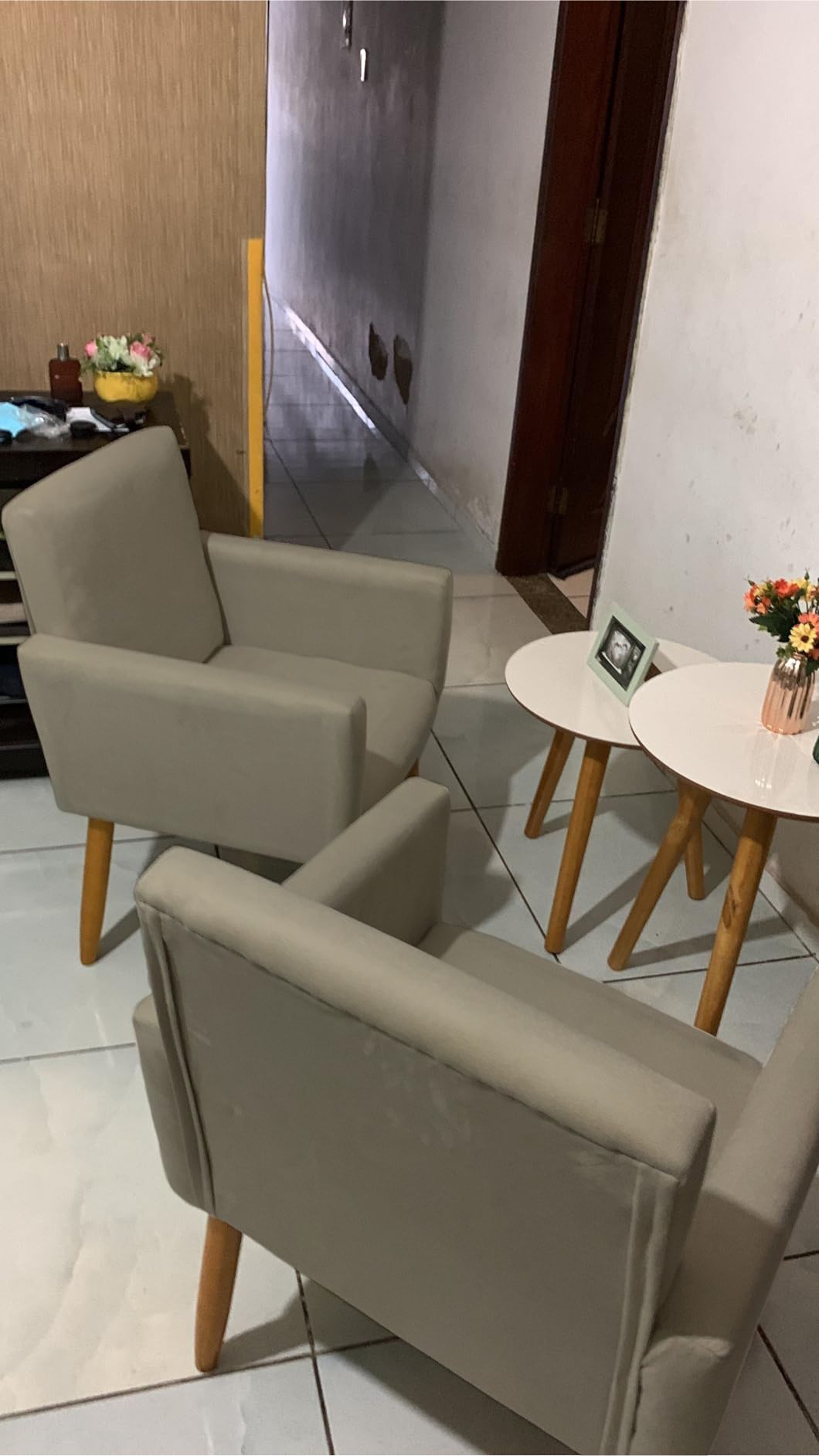 Poltrona Resistente para Recepção Confortável Escritório MOBLAN decor