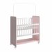 Mini Berço Compacto Portátil Para Bebê com Grade Movel Rodízio Colchão Suporte Mosquiteiro e Prateleira Rosa Branco 