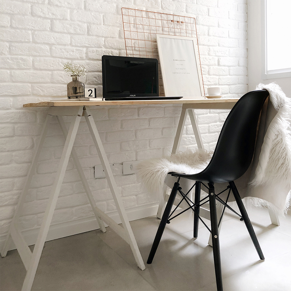 Cadeira Charles Eames II Preta