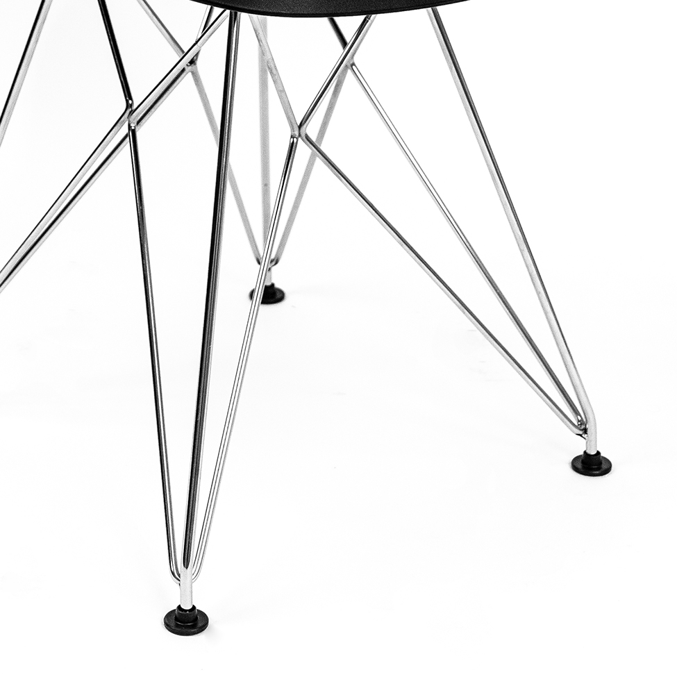 Cadeira de Cozinha Eames Cromada e Preta