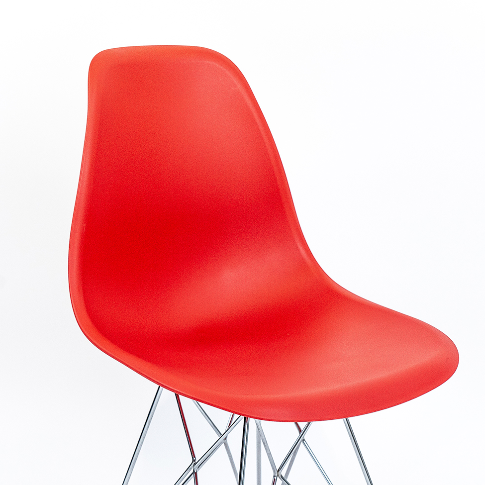 Cadeira de Cozinha Eames Cromada e Vermelha