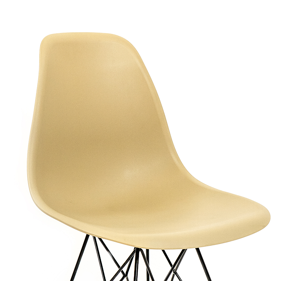 Cadeira de Cozinha Eames Preta e Fendi