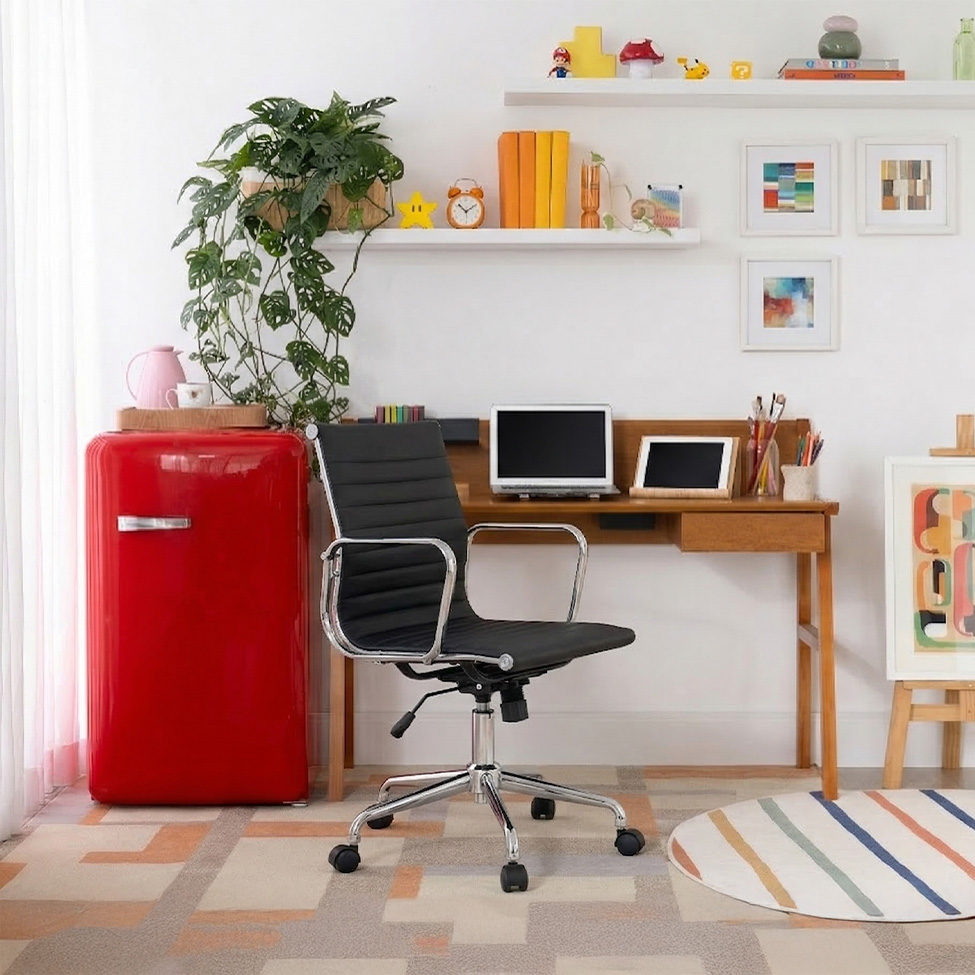 Cadeira de Escritório Giratória Diretor New Elite Preta