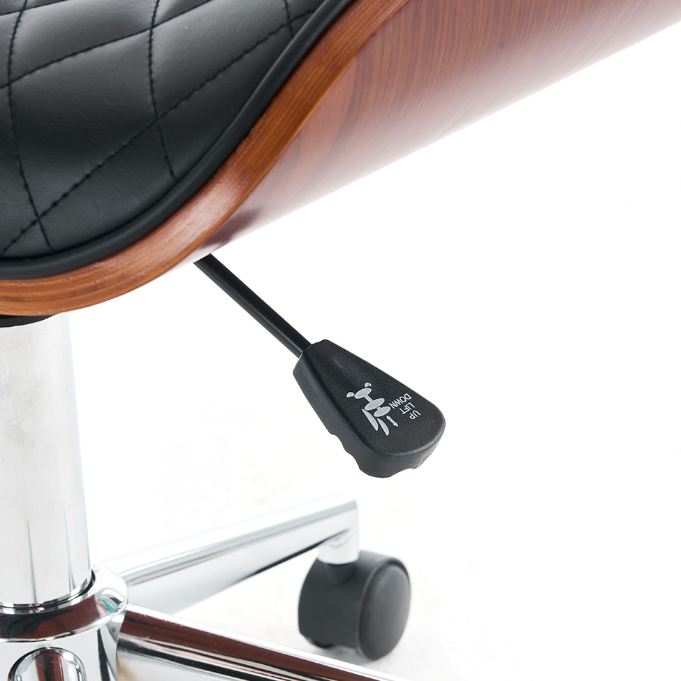 Cadeira de Escritório Giratória Diretor Sória Preta