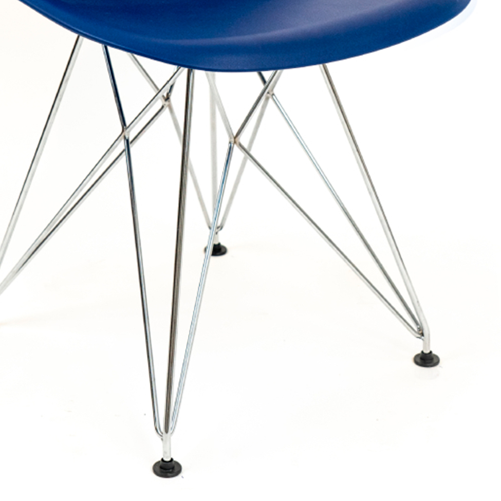 Conjunto com 2 Cadeiras Eames Cromado e Azul Marinho