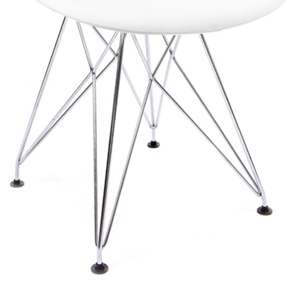 Conjunto com 2 Cadeiras Eames Cromado e Branco