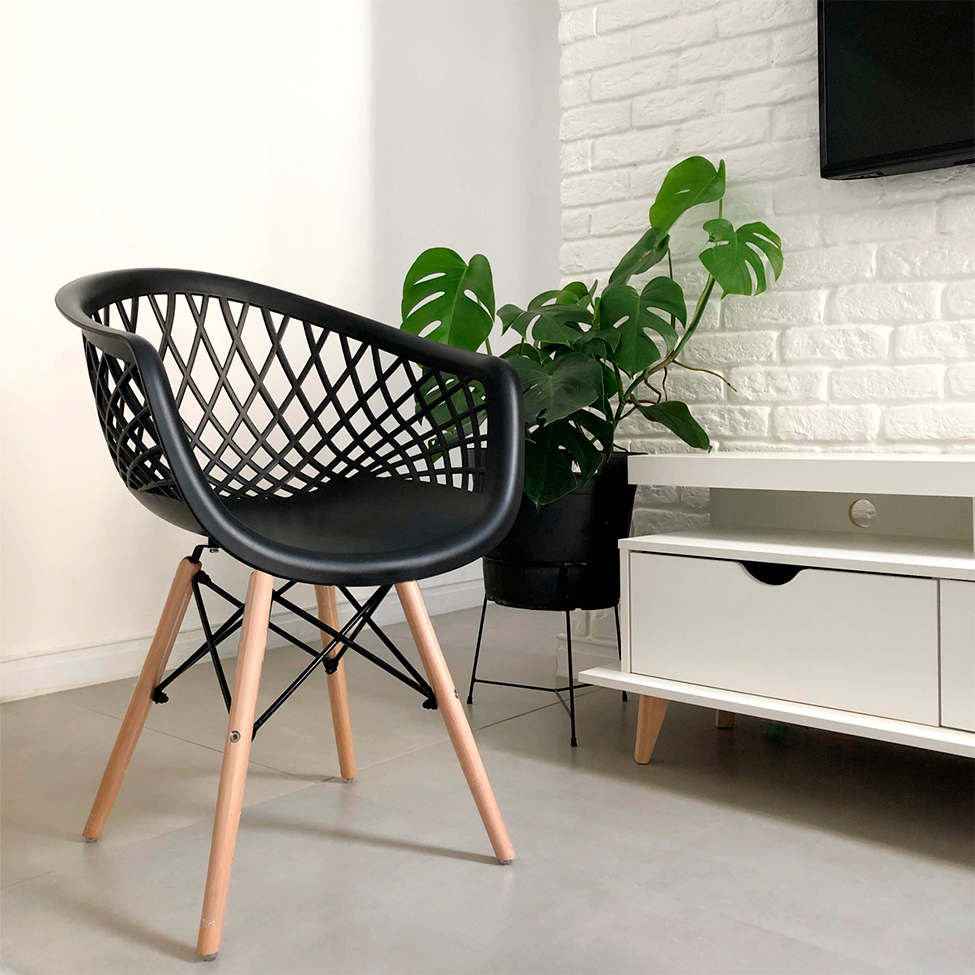 Conjunto com 2 Cadeiras Web Preto e Madeira